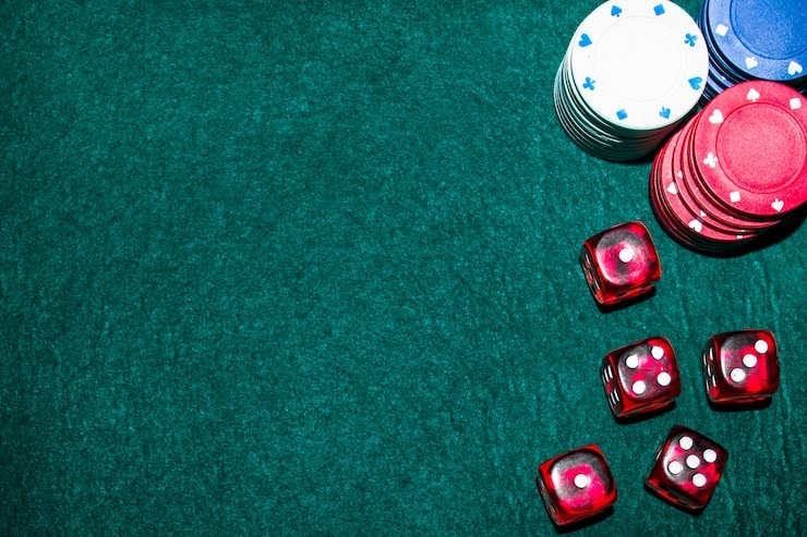 Antarmuka aplikasi mobile hokiunited menampilkan meja live dealer dan menu navigasi